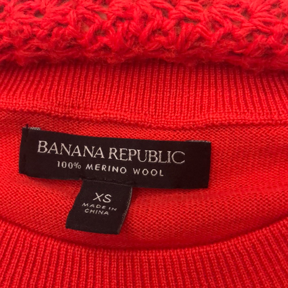 crew neck
